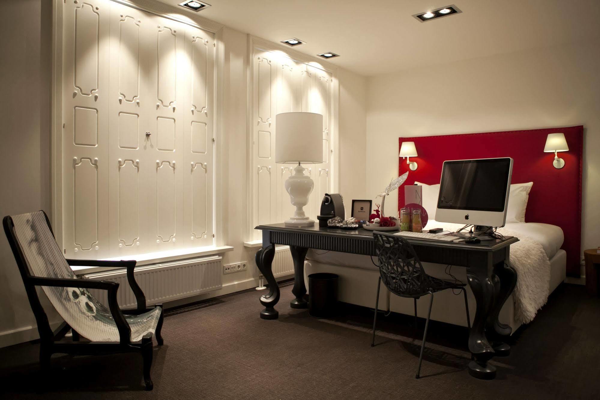 Manna Hotel ไนเมเคิน ภายนอก รูปภาพ
